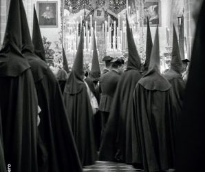¿ Quieres anunciarte en el itinerario que editamos en Semana Santa?